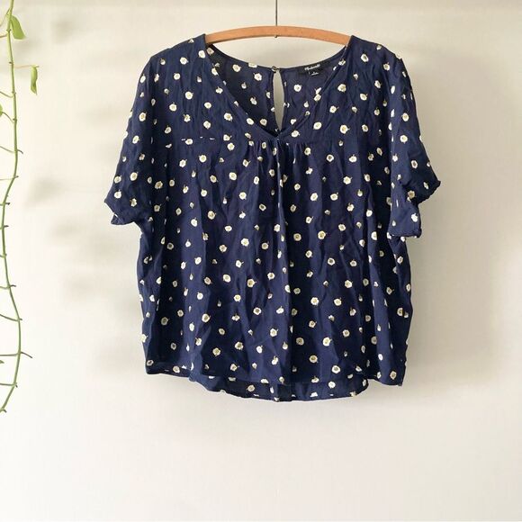 Madewell Rhyme Top in Daisy Dots - Picture 3 of 7